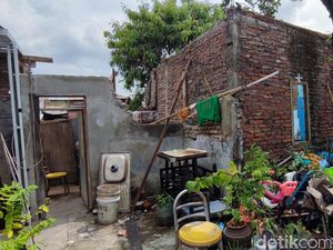 Rumah Roboh Tergerus Banjir, Buruh Cuci Semarang Berharap Dapat Rusun