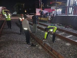 Terobos Palang Pintu, Pemotor di Sidoarjo Tewas Tertabrak KA Argo Semeru Terobos Palang Pintu, Pemotor di Sidoarjo Tewas Tertabrak KA Argo Semeru