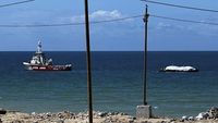 Potret Kapal Pertama yang Masuk Gaza via Laut, Bawa 200 Ton Bantuan