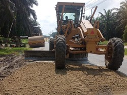 Pemprov Riau Kebut Perbaikan Ruas Jalan Cerenti-Air Molek