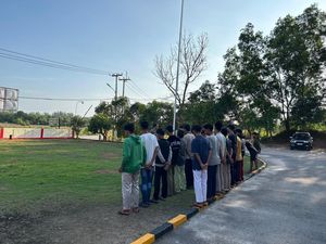 Polisi Amankan 14 Remaja Pelaku Perang Sarung di Karimun