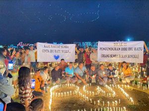 Warga Sumba Minta Surya Paloh Tarik Surat Pengunduran Diri Ratu Wulla Warga Sumba Minta Surya Paloh Tarik Surat Pengunduran Diri Ratu Wulla