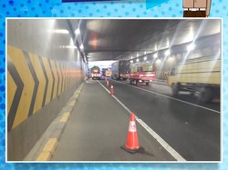 Ada Truk Gangguan As Roda, Lalin di Tol JORR Tanjung Barat Macet