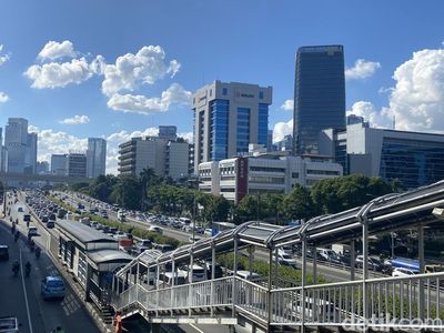 Akhirnya! Bisa Lihat Lagi Birunya Langit Jakarta