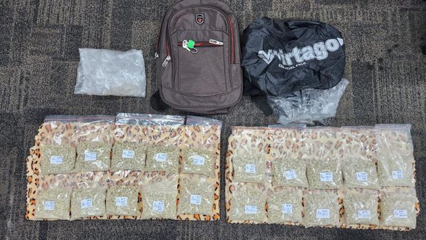 Bareskrim Polri menangkap ojol yang menjadi kurir 10.000 butir ekstasi di Jakut. Diduga pengendali kurir tersebut berada di Thailand. (dok Istimewa)