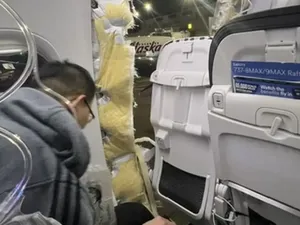 Kesaksian Penumpang yang Duduk di Dekat Jendela Copot Alaska Airlines