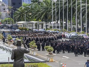 Ada Demo Jelang Hasil Pemilu 2024, 3.500 Personel Gabungan Dikerahkan Ada Demo Jelang Hasil Pemilu 2024, 3.500 Personel Gabungan Dikerahkan