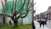 Potret Mural Terbaru Banksy di London