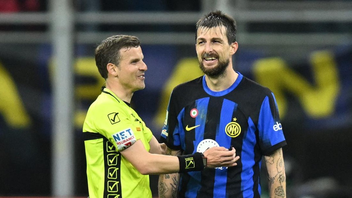 Bek Inter Milan, Francesco Acerbi. (Foto: REUTERS/Daniele Mascolo)