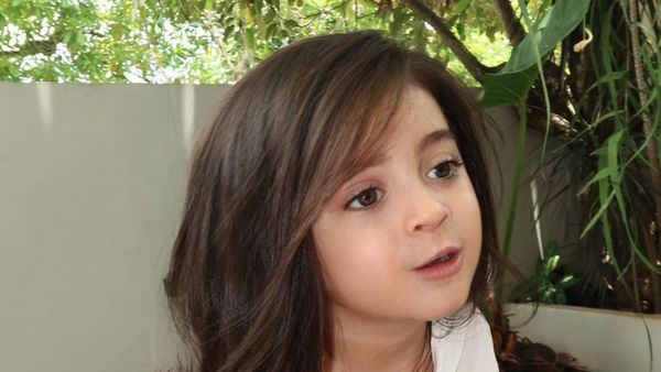 8 Foto Baby Guzel Anak Ali Syakieb, Parasnya Kembar Dengan Margin saat Kecil