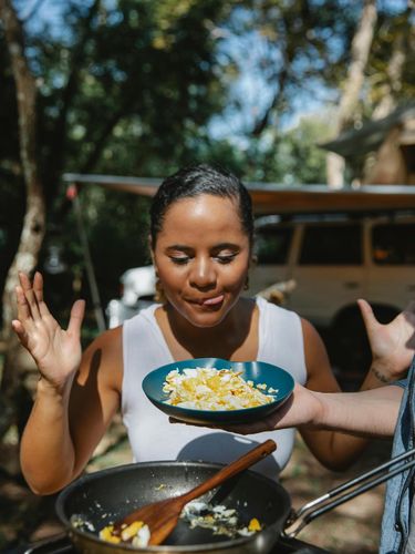 Ilustrasi telur orak-arik