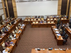 Komisi I DPR dan Menkominfo Rapat Bahas Informasi Idul Fitri-Pilkada Damai