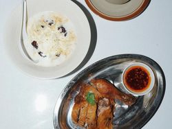 5 Rekomendasi Kedai Kopitiam di Surabaya, Cocok untuk Bukber