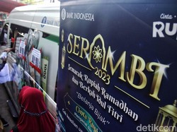 Layanan Penukaran Uang Baru di Senayan Ludes Diserbu Warga!