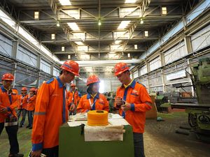 Perusahaan Vietnam Berguru ke Anak BUMN RI Kembangkan Industri Pupuk