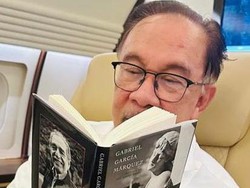 PM Anwar Ibrahim Baca Novel Gabriel Garcia Marquez, Tuai Pujian
