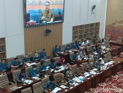 Teten Buka-bukaan di DPR Produk UMKM Dominasi Katalog Pemerintah