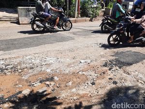Jl Cipinang Indah I Rusak Usai Proyek Saluran Air, RW Lapor ke Lurah-Sudin Jl Cipinang Indah I Rusak Usai Proyek Saluran Air, RW Lapor ke Lurah-Sudin