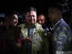 Kata Airlangga soal Peluang Golkar-PDIP Berkoalisi pada Pilkada 2024