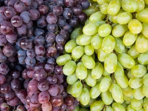 Sederet Fakta & Perbedaan Anggur Muscat dengan Anggur Merah Sederet Fakta & Perbedaan Anggur Muscat dengan Anggur Merah