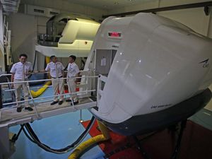 Di Ruang Ini Pilot Belajar Nerbangin Pesawat