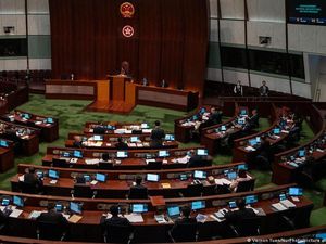 Hong Kong Perketat Kontrol dengan Sahkan UU Keamanan Nasional