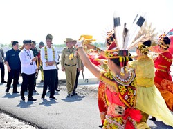 Jokowi Resmikan Bandara Singkawang di Kalbar