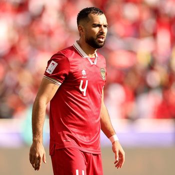  Jordi Amat of Indonesia looks on during the AFC Asian Cup Round of 16 match between Australia and Indonesia at Jassim Bin Hamad Stadium on January 28, 2024 in Doha, Qatar. (Photo by Robert Cianflone/Getty Images)