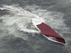 Kapal Tanker Bawa 8 WNI Terbalik di Jepang, 8 Orang Tewas
