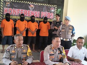 4 Pengedar Sabu di Labuan Bajo Ditangkap 4 Pengedar Sabu di Labuan Bajo Ditangkap