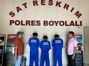 Bacok Warga Sedang Nongkrong, 3 Anggota Geng Asal Klaten Ditangkap Bacok Warga Sedang Nongkrong, 3 Anggota Geng Asal Klaten Ditangkap