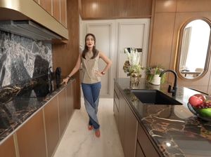 Keren! Potret Dapur di Rumah Baru Luna Maya Berkonsep Modern Tropis Keren! Potret Dapur di Rumah Baru Luna Maya Berkonsep Modern Tropis