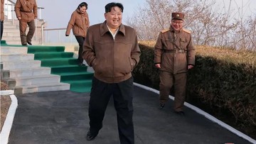 Kim Jong Un Luncurkan Kapal Perusak Usai Sempat Gagal karena Kecelakaan