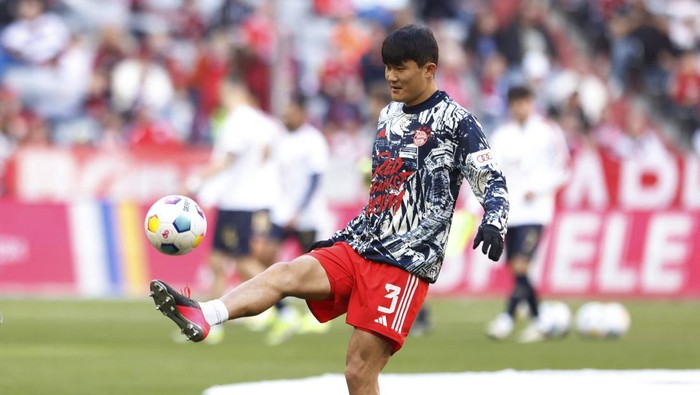 Soccer Football - Bundesliga - Bayern Munich v 1. FSV Mainz 05 - Allianz Arena, Munich, Germany - March 9, 2024 Bayern Munichs Kim Min-jae during the warm up before the match REUTERS/Michaela Stache DFL REGULATIONS PROHIBIT ANY USE OF PHOTOGRAPHS AS IMAGE SEQUENCES AND/OR QUASI-VIDEO.