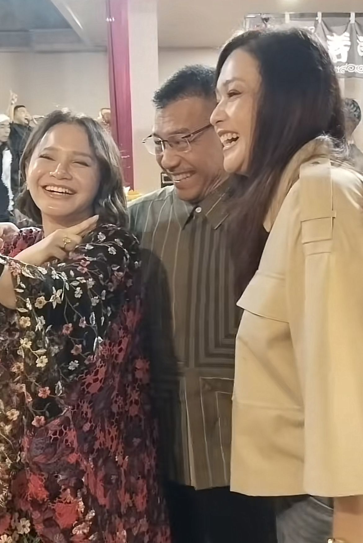 Momen Maia dan Mulan Jameela bertemu di Ultah Anang