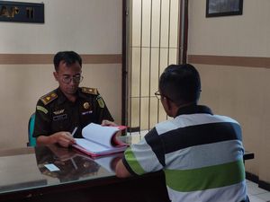 Eks Sekdin Dispora Malang Ditahan Kejaksaan atas Kasus Penipuan CPNS