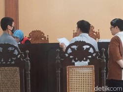 Almas Ajukan 3 Bukti Gugatan Wanprestasi, Pihak Gibran: Tak Relevan!