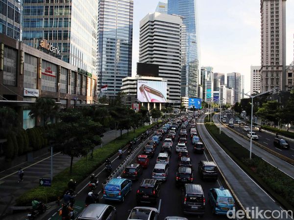 Potret Kemacetan Jakarta Saat Ramadan