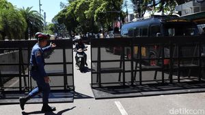 Potret Pengamanan Gedung KPU Jelang Pengumuman Hasil Pemilu 2024
