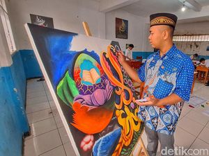 Jurus Santri Robithoh Bandung Dapat Cuan Melalui Seni Kaligrafi Jurus Santri Robithoh Bandung Dapat Cuan Melalui Seni Kaligrafi