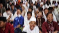 Semangat Siswa SLB Ikuti Pesantren Ramadan