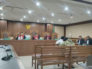 Manut Istri, Eks Kadis PUPR Papua Terima Vonis 4 Tahun 8 Bulan Bui