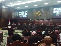 MK Tolak Gugatan Ortu Anak Cerebral Palsy yang Minta Legalkan Ganja Medis