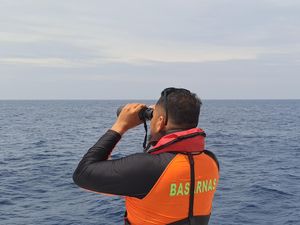 Basarnas Setop Pencarian 3 Kru Kapal Ikan Rute Banda Naira-Ambon Tenggelam