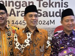 Ingatkan Petugas Haji Ramah Lansia, Wamenag: Butuh Kesabaran