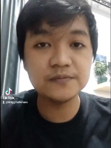 7 Potret Komika Singgih Sahara yang Diduga Pakai Uang Donasi untuk Judi Online