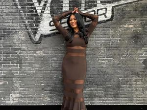Anggun Bak Bertelekenesis Tampil Bersamaan di The Voice Italia-Kanada Anggun Bak Bertelekenesis Tampil Bersamaan di The Voice Italia-Kanada