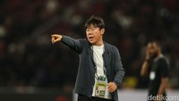 Pada babak kedua, pelatih Shin Tae-yong memasukkan Egy, Sandy Walsh, dan Pratama Arhan untuk menggantikan Nathan, Yakob Sayuri, dan Hokky Caraka.