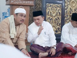 Diisukan Jadi Rival di Pilgub Jambi, Al Haris dan Mashuri Tampil Mesra