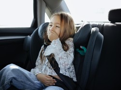 10 Tips Agar Tidak Mabuk Perjalanan, Salah Satunya Duduk Dekat Jendela